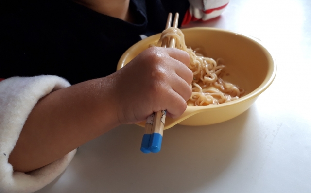 4歳になった子どもがお箸を使えないことについて
